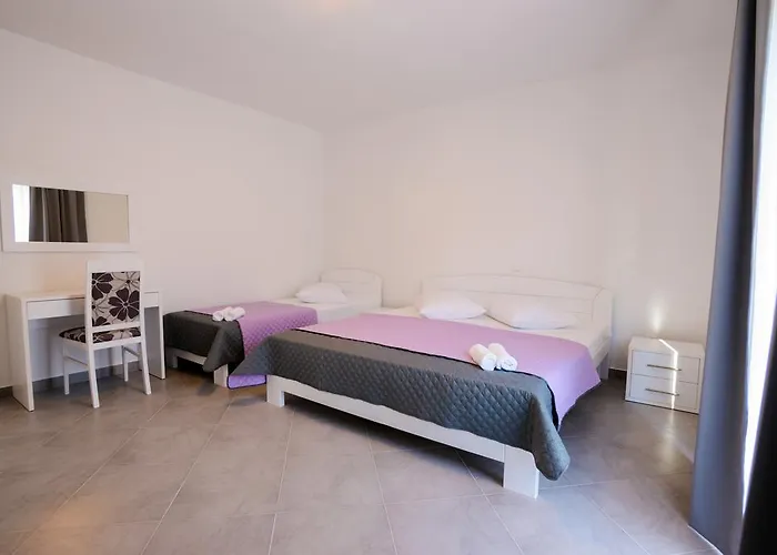 Rujno Апартаменты *